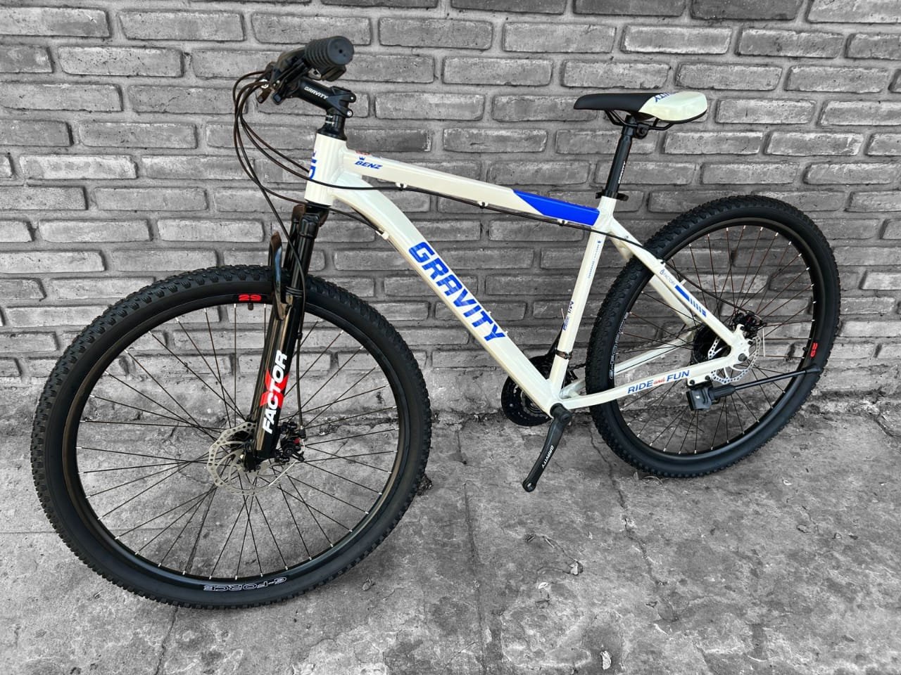 Bicicleta Gravity Cuadro de Acero 18 Velocidades Gravity [Cód: GRAV-LJH7]